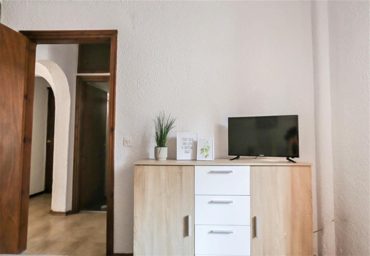 Beachfront Deluxe Apt. Пефкохори Экстерьер фото